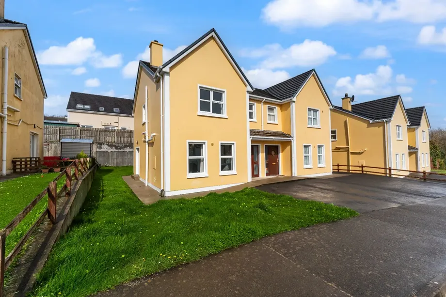 12 Ard Na Greine, Ardara, Co Donegal, F94NY27 - DNG Estate Agents