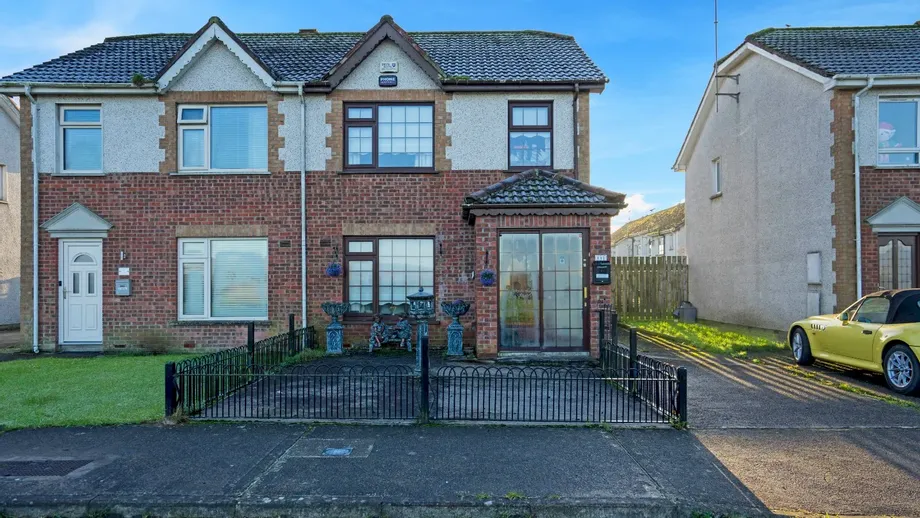 142 Castleross, Castletown Road, Dundalk, Co. Louth, A91 - DNG Estate Agents