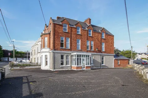 Belle-Vue, Shore Front, Aileach Road, Buncrana, Co. Donegal, F93V9P4 -  DNG