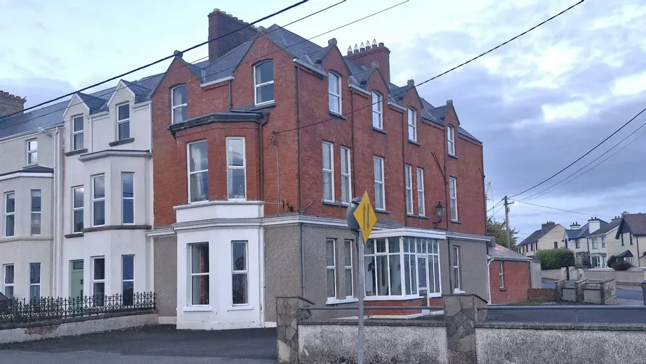 Belle-Vue, Shore Front, Aileach Road, Buncrana, Co. Donegal, F93V9P4 - DNG Estate Agents
