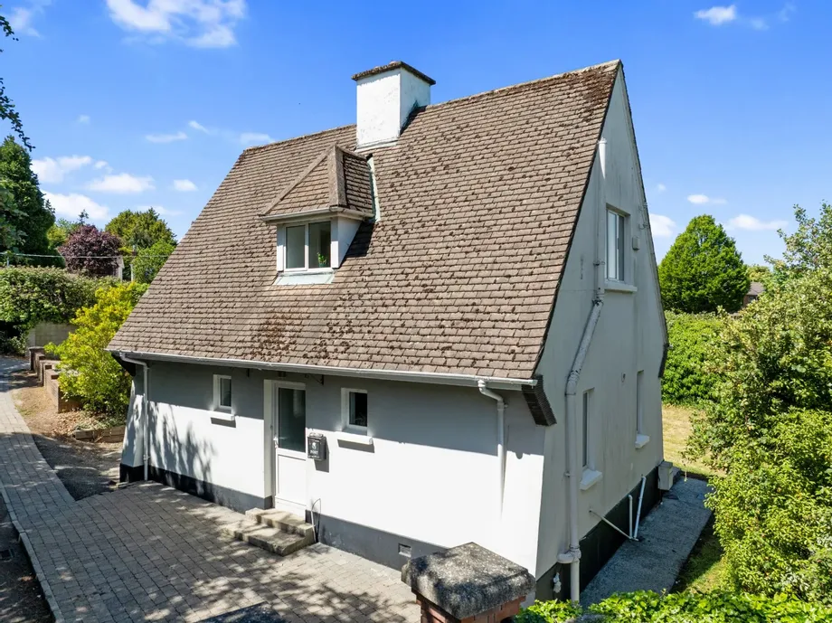 9 White Gables, Rathmichael, Dublin 18, D18V8Y6 - DNG Estate Agents