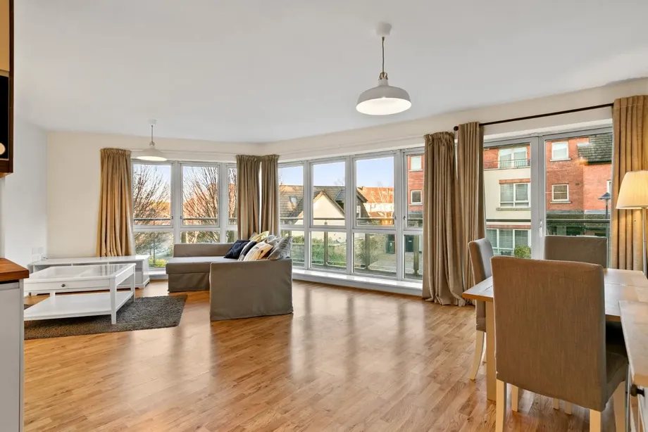 25 The Crescent, Fortfield Square, Terenure, Dublin 6W, D6WYF20 - DNG Estate Agents