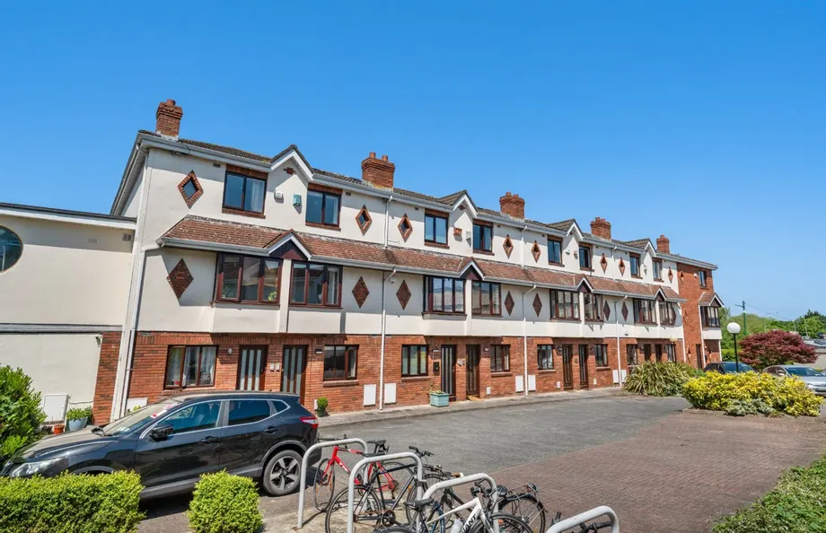 16 Anglers Rest, Beaver Row, Donnybrook, Dublin 4, D04C1W0 - DNG Estate Agents