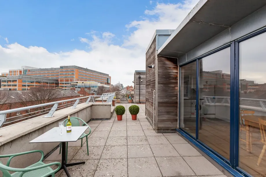 23 Valentia House, 557 North Circular Road, Dublin 7, D07E2T6 - DNG Estate Agents