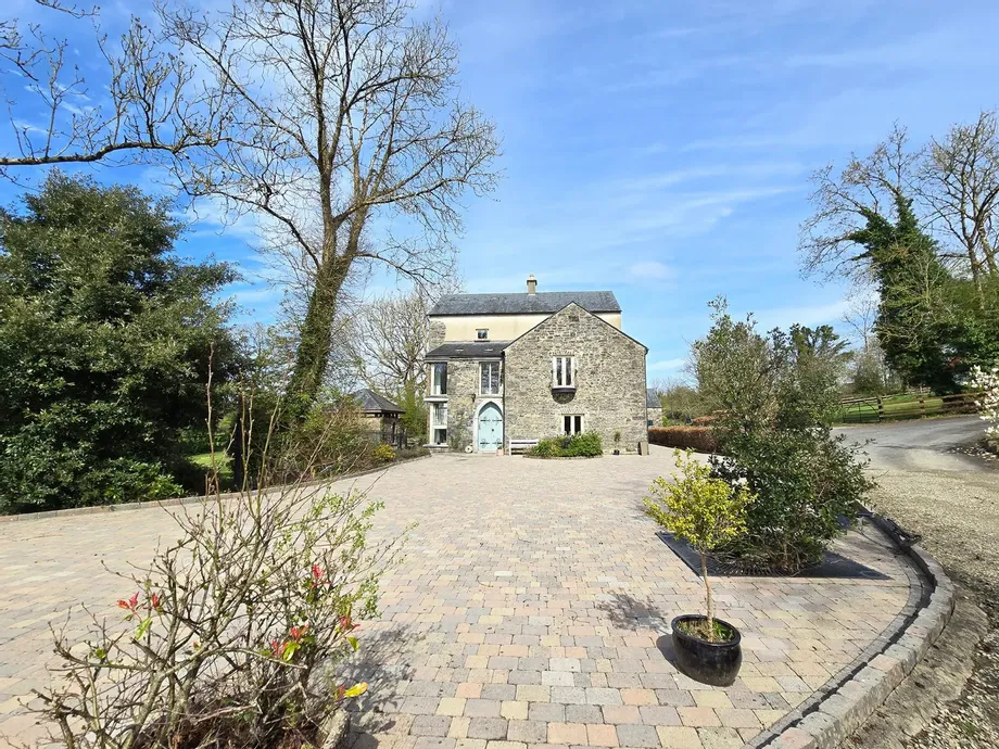 Annagore Mill House, Sooreeny, Sixmilebridge, Co. Clare, V95T0AC - DNG Estate Agents