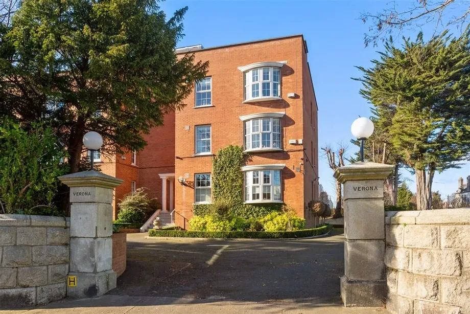 14 Verona, Queens Park, Monkstown, Co. Dublin, A94A462 - DNG Estate Agents
