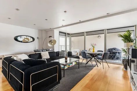96 Fitzwilliam Point, Fitzwilliam Quay, Ringsend, Dublin 4, D04XK65 -  DNG