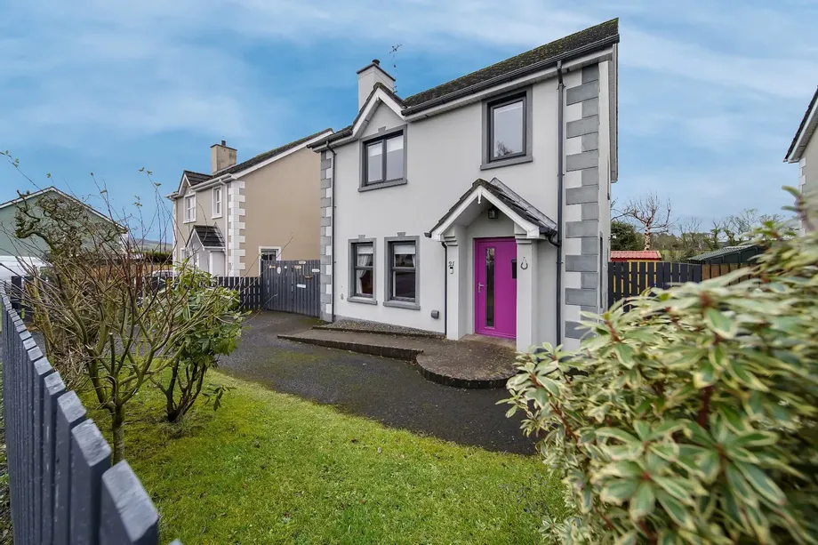 21 Hawthorn Hill, Newtown Cunningham, Co. Donegal, F93YY54 - DNG Estate Agents