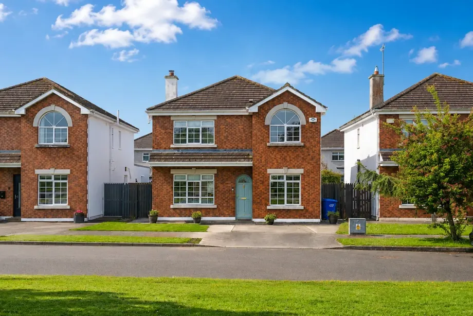 29 Lynally Grove, Mucklagh, Tullamore, Co. Offaly, R35A782 - DNG Estate Agents