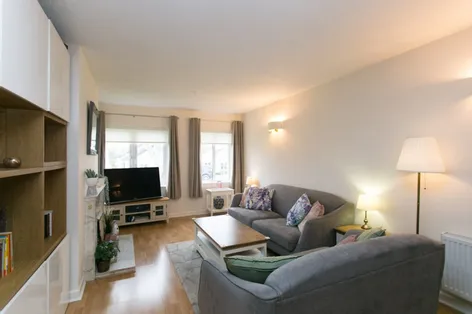 8 Prospect Lawn, The Park, Cabinteely, Dublin 18, D18Y3K2 - DNG