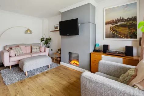 24 The Court, High Park, Drumcondra, Dublin 9, D09N5P5 -  DNG