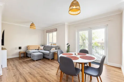 25 The Courtyard, Clonsilla, Dublin 15, D15N5P6 -  DNG