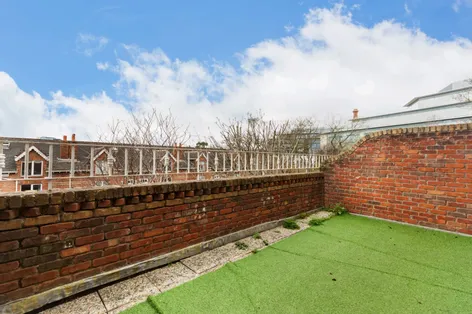 19 The Sweepstakes, Ballsbridge, Merrion Road, Dublin 4, D04E642 - DNG