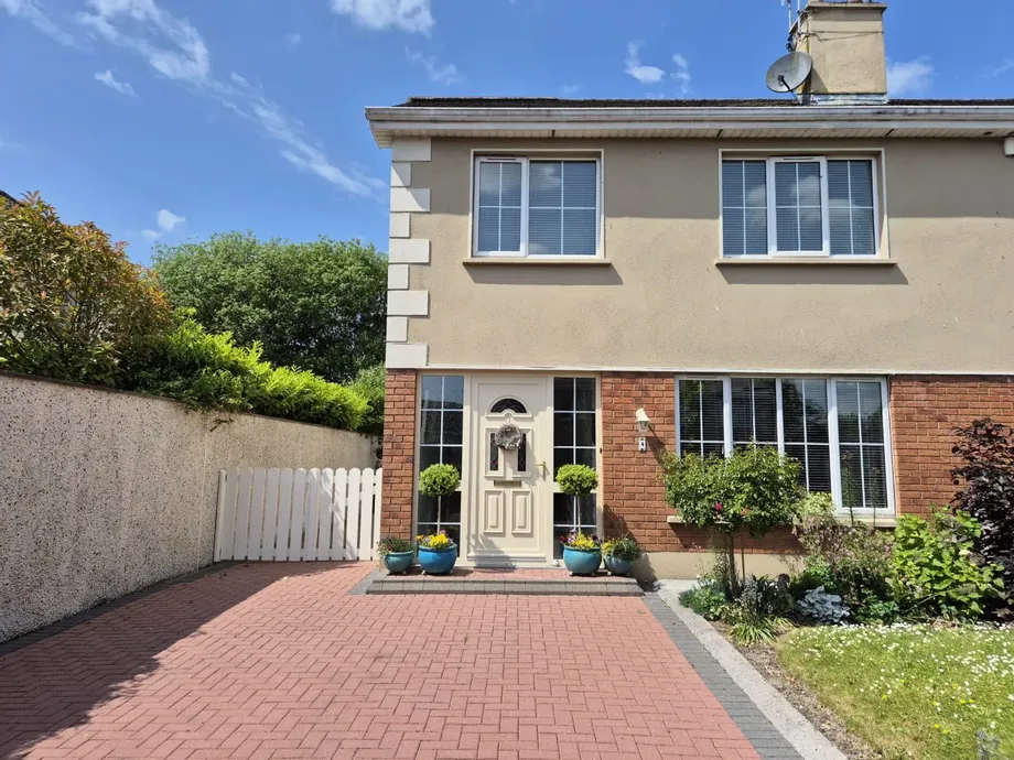 4 Chestnut Grove, Tullinadaly Road, Tuam, Co. Galway, H54D662 - DNG Estate Agents