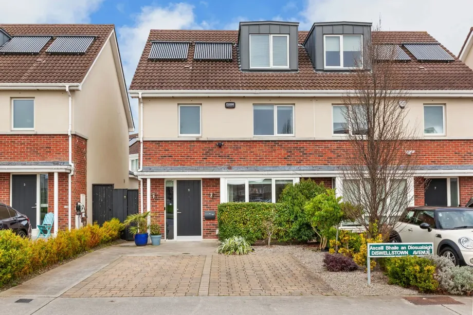 5 Diswellstown Avenue, Hamilton Park, Castleknock, Dublin 15, D15V8NH - DNG Estate Agents