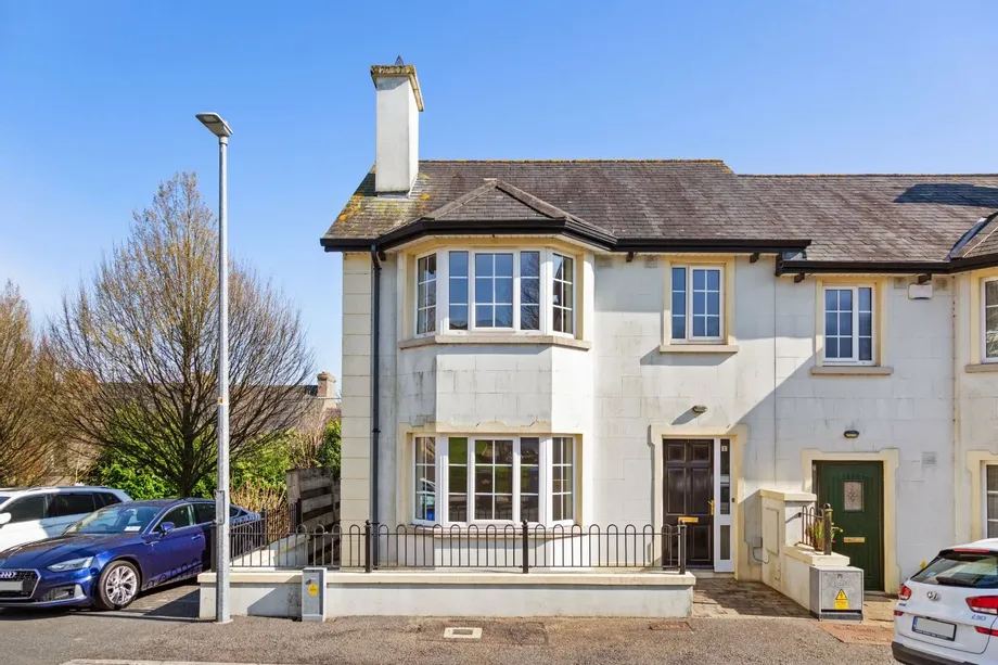 1 Parkton Mews, Parnell Road, Enniscorthy, Co. Wexford, Y21 - DNG Estate Agents