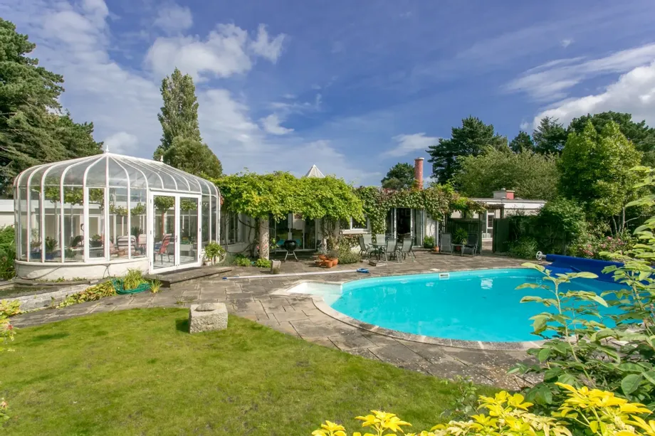 Bridesfield, Bridesglen Road, Rathmichael, Dublin 18, D18KD92 - DNG Estate Agents