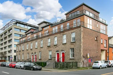2 Hogan Square, Hogan Place, Dublin 2, D02 -  DNG