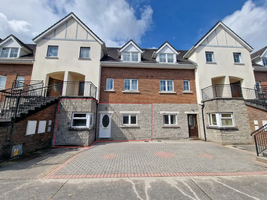 6 Cathedral Court, Clare Road, Ennis, Co Clare, V95VHH4 - DNG Estate Agents