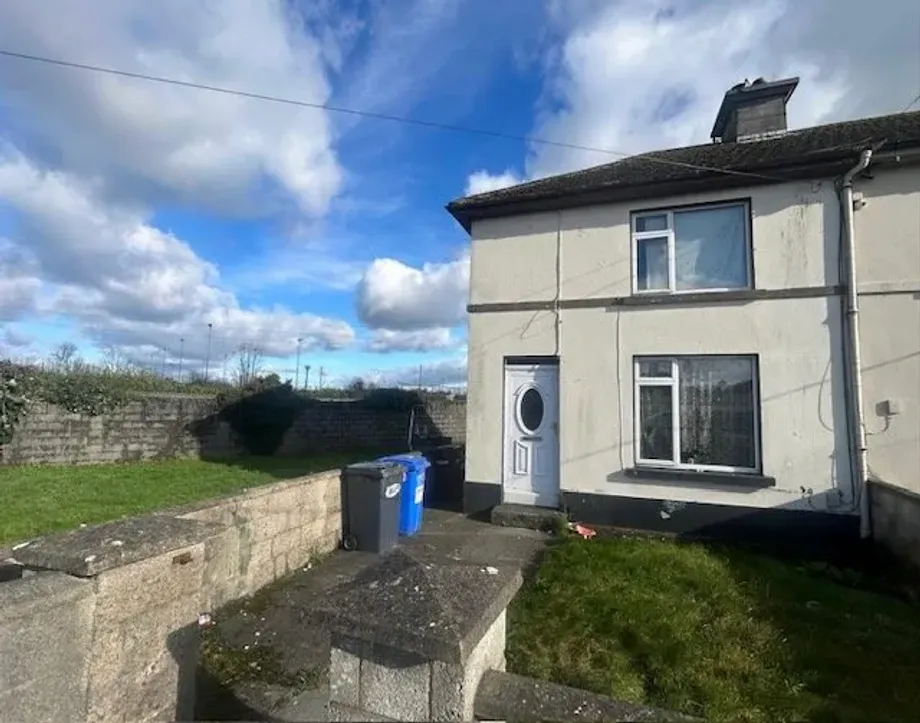 77 Sarsfield Square, Athlone, Co. Westmeath, N37XR71 - DNG Estate Agents