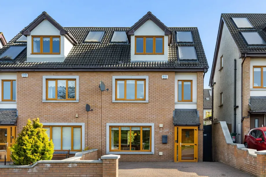 9 Broadfield Lawns, Rathcoole, Dublin 24, D24FP62 - DNG Estate Agents