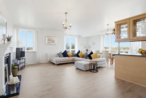 22 Finnstown Hall, Lucan, Co Dublin, K78C8P7 -  DNG