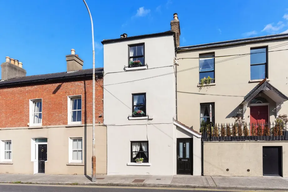 4A Booterstown Avenue, Booterstown, Blackrock, Co. Dublin, A94E3C8 - DNG Estate Agents