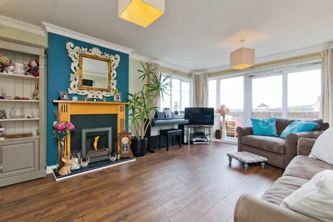 14 Granite Court, Stepaside Park, Stepaside, D18 -  DNG