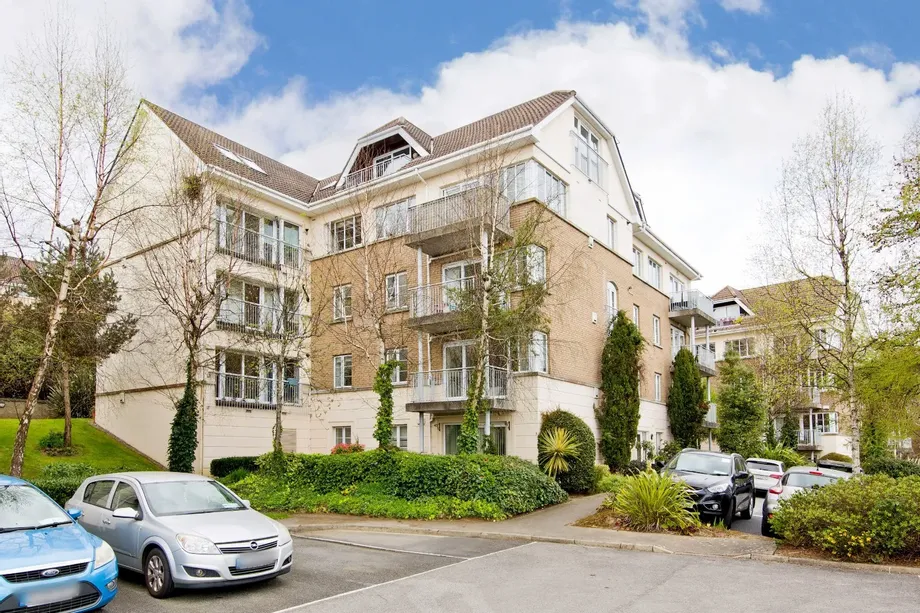 14 Granite Court, Stepaside Park, Stepaside, D18 - DNG Estate Agents