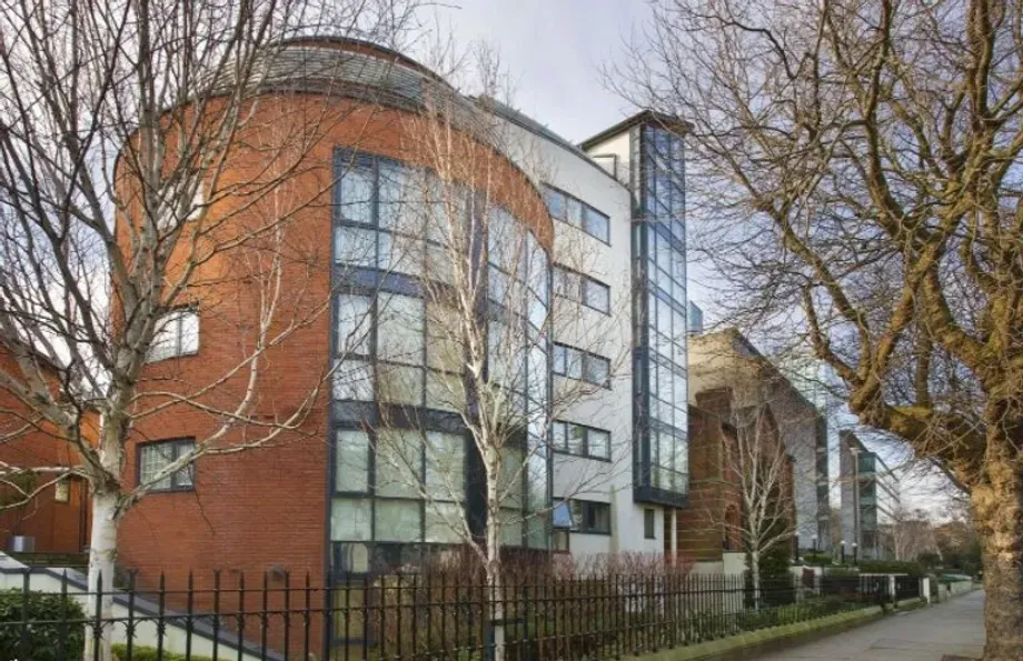 10 Symphony House, Adelaide Road, Dublin 2, D02 - DNG Estate Agents