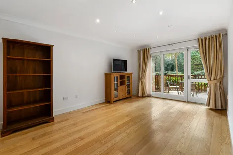 2 Glaslyn, Howth Road, Clontarf, Dublin 3, D03W188 -  DNG