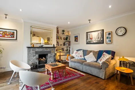 5 Rosemount Court, Rosemount Terrace, Blackrock, Co. Dublin, A94 - DNG