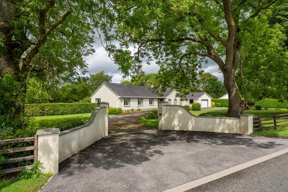 Lea Beg, Blue Ball, Tullamore, Co. Offaly, R35T671 - DNG Estate Agents