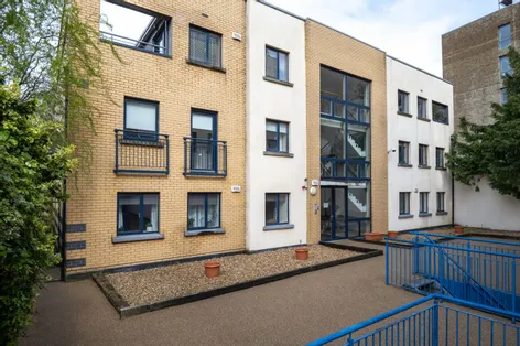 8 Huxley Court, Cork Street, Dublin 8, D08E006 -  DNG