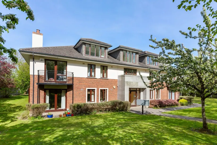 2 Mountbrook, Stillorgan Road, Blackrock, Co. Dublin, A94XN77 - DNG Estate Agents