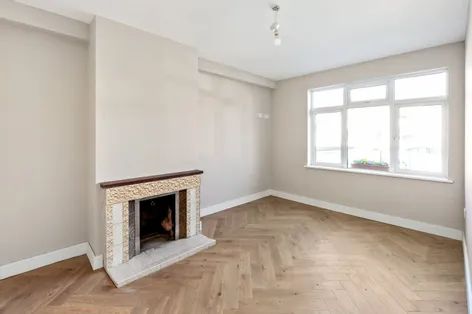 121 Ballygall Parade, Finglas East, Dublin 11, D11V2F4 -  DNG