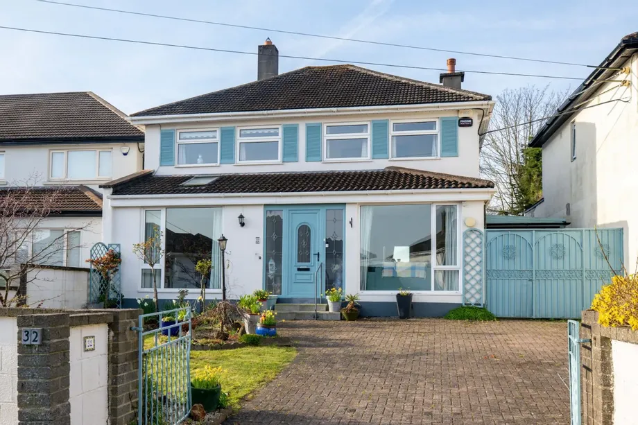 32 Beech Park Road, Foxrock, Dublin 18, D18X2C2 - DNG Estate Agents