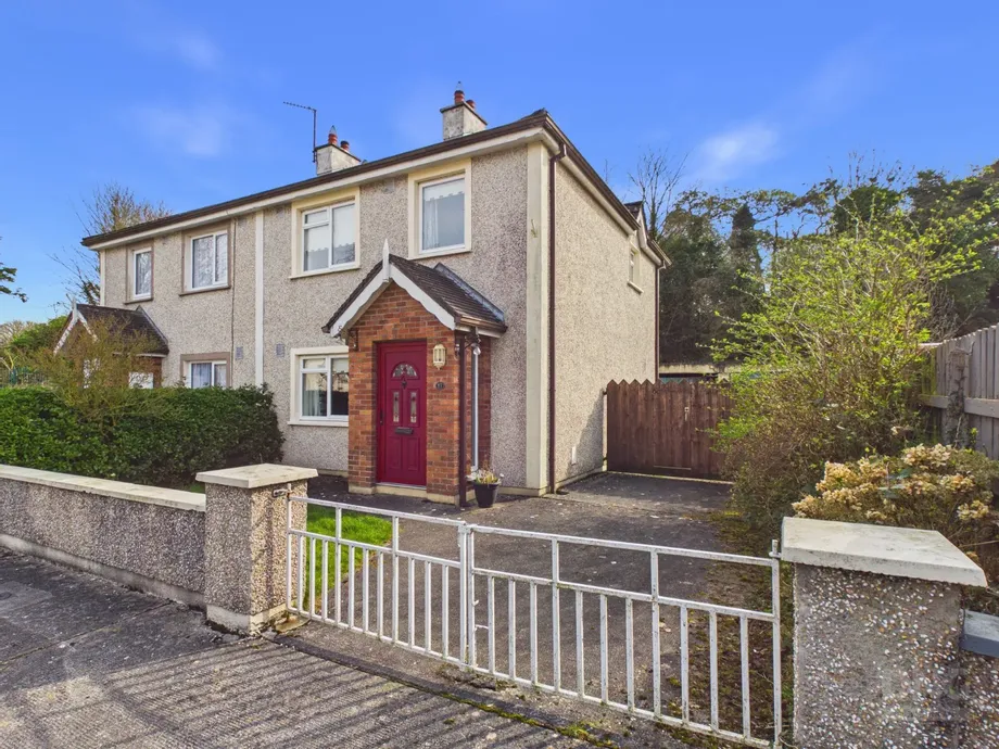 17 Esker Court, Clara, Co. Offaly, R35FW73 - DNG Estate Agents