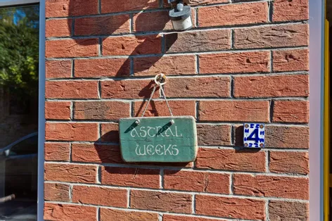 4 Mariner's Court, Dun Laoghaire, Co Dublin, A96XY31 -  DNG