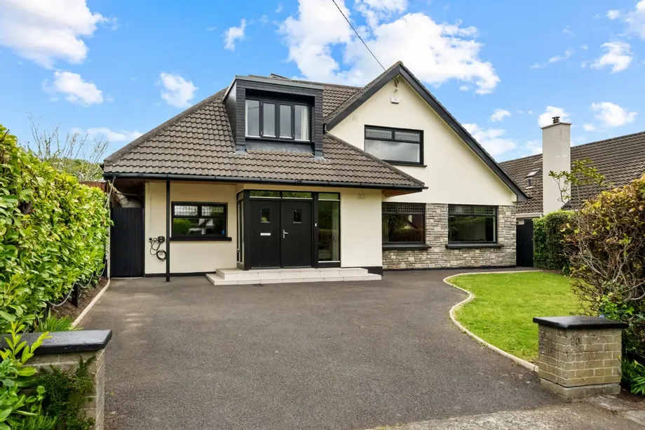 20 Shrewsbury Lawn, Cabinteely, Dublin 18, D18P8N9 - DNG Estate Agents