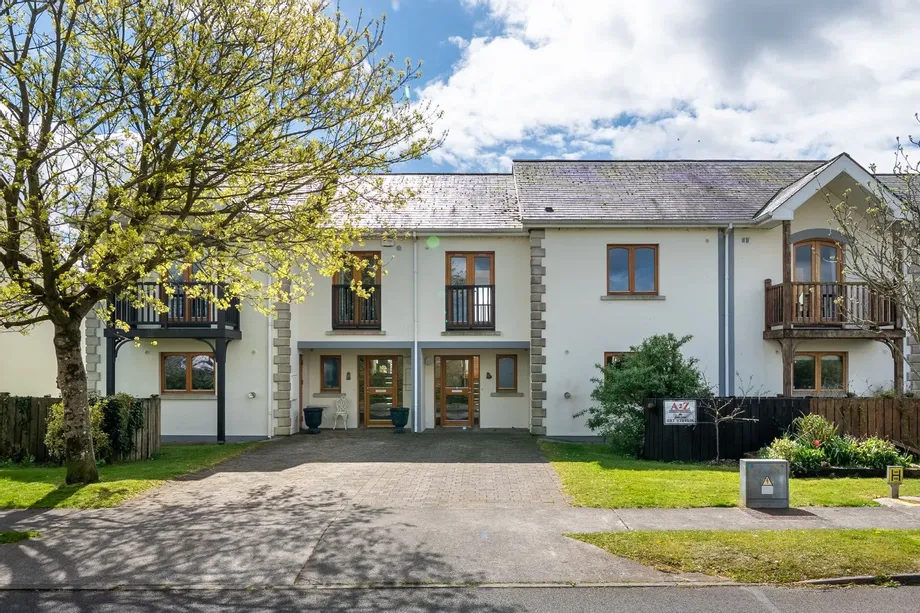 5 Tarmon Harbour, Tarmonbarry, Co. Roscommon., N39TY20 - DNG Estate Agents