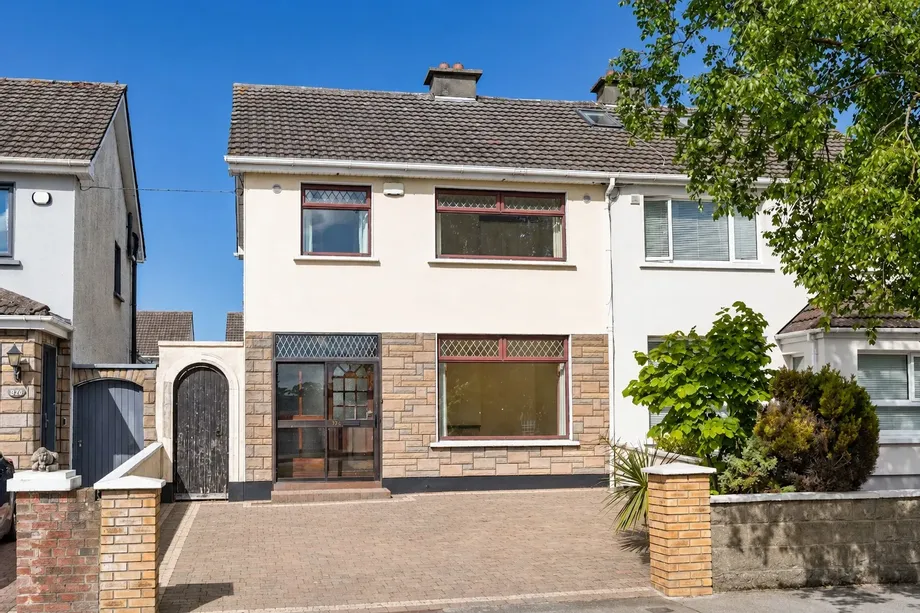 576 Collins Avenue Extension, Whitehall, Dublin 9, D09HF63 - DNG Estate Agents