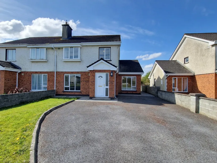 102 Abbey Court, Limerick Road, Ennis, Co. Clare, V95A29E - DNG Estate Agents