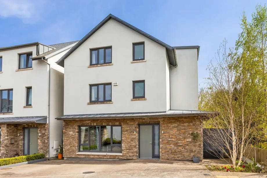 11 Struan Glen, Kilternan, Dublin 18, D18DH66 - DNG Estate Agents