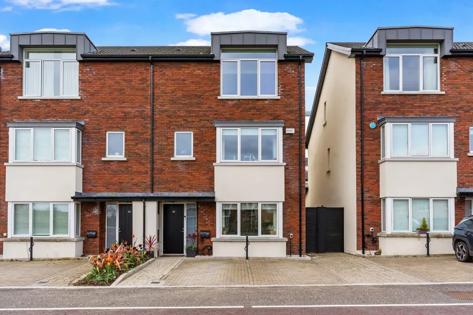 26 Clay Farm Walk, Leopardstown, Dublin 18, D18RDX7 - DNG Estate Agents