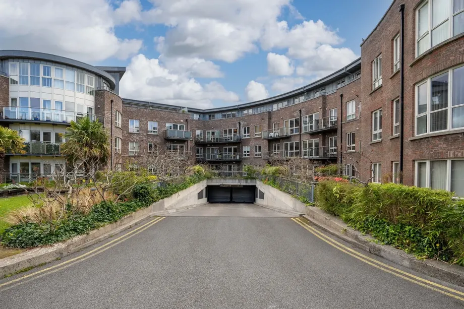 27 The Crescent, Fortfield Square, Terenure, Dublin 6W, D6WE082 - DNG Estate Agents