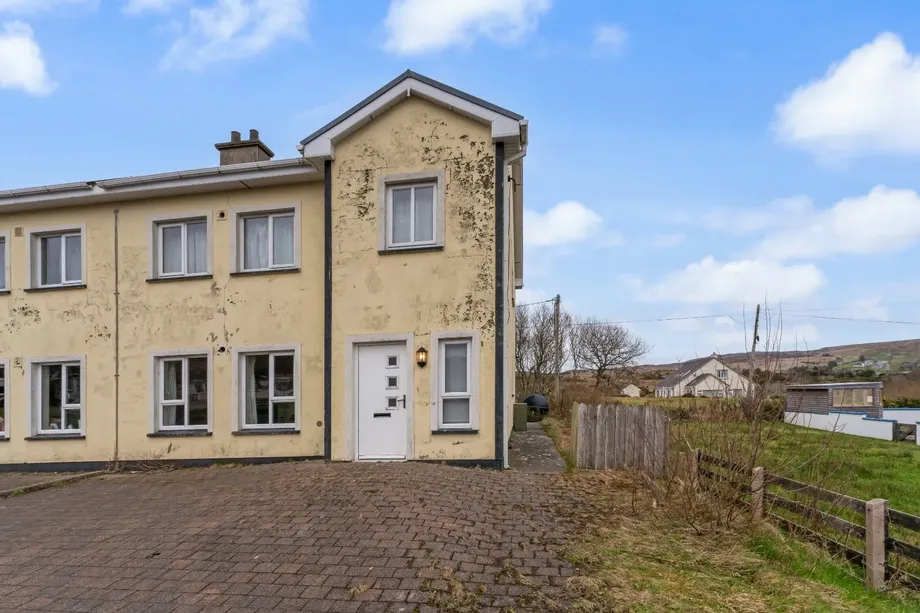 4 Slieve League Avenue, Carrick, Co. Donegal, F94AX20 - DNG Estate Agents