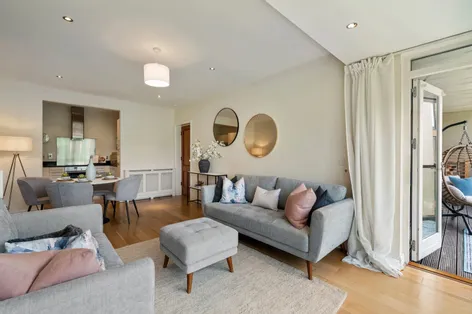 105 Bloomfield Park, Bloomfield Avenue, Donnybrook, Dublin 4, D04 - DNG
