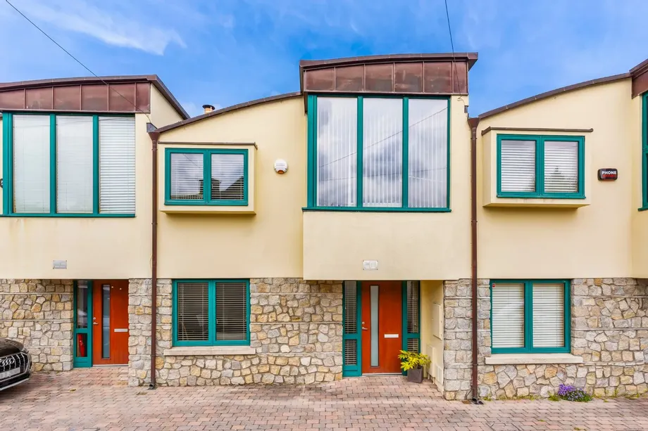 3 Brehon Court, Harold's Grange Road, Rathfarnham, Dublin 16, D16X2A8 - DNG Estate Agents