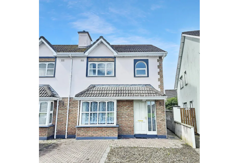 26 Dun Na Ri, Tobarteascain, Ennis, Co Clare, V95K5D0 - DNG Estate Agents